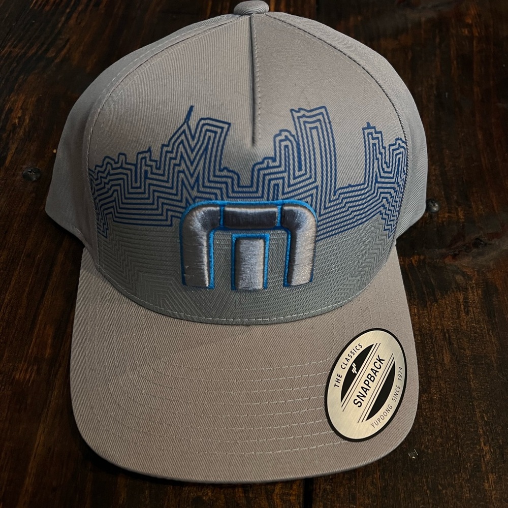 Travis Mathew Hat NWT